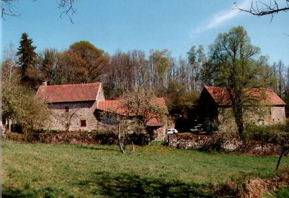 Saint Georges Nigremont - Gite Une petite ferme d'autrefois_1