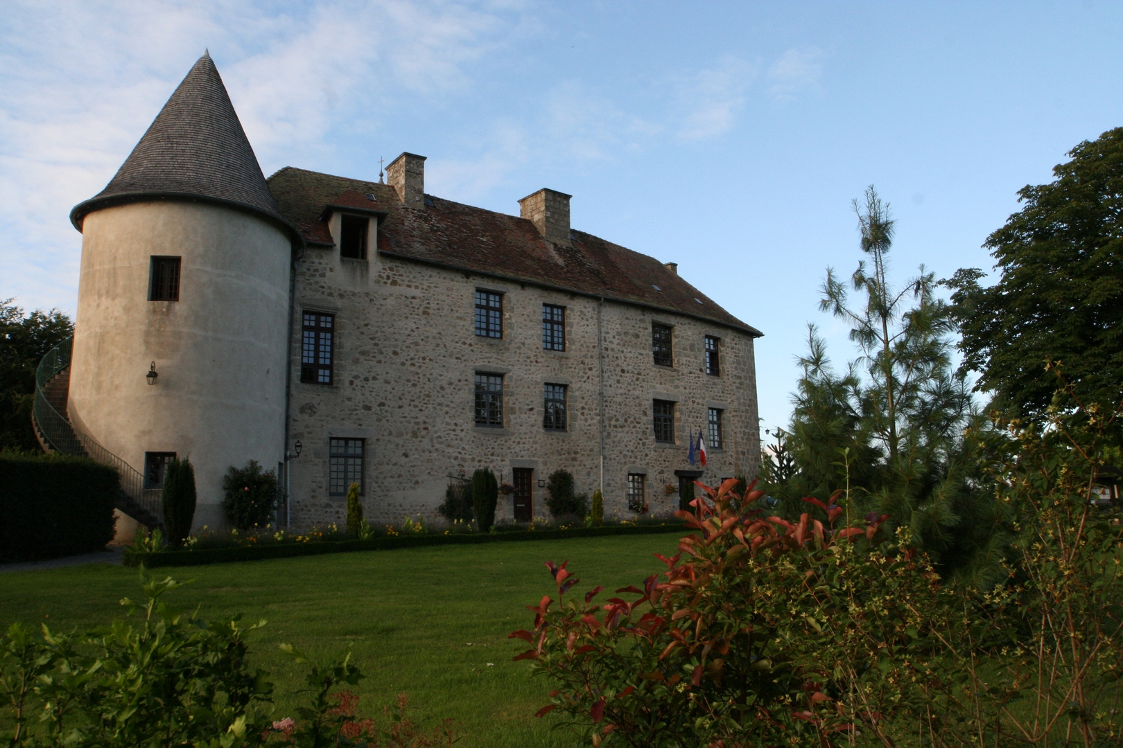 Mérinchal - Location au Château de la Mothe_1