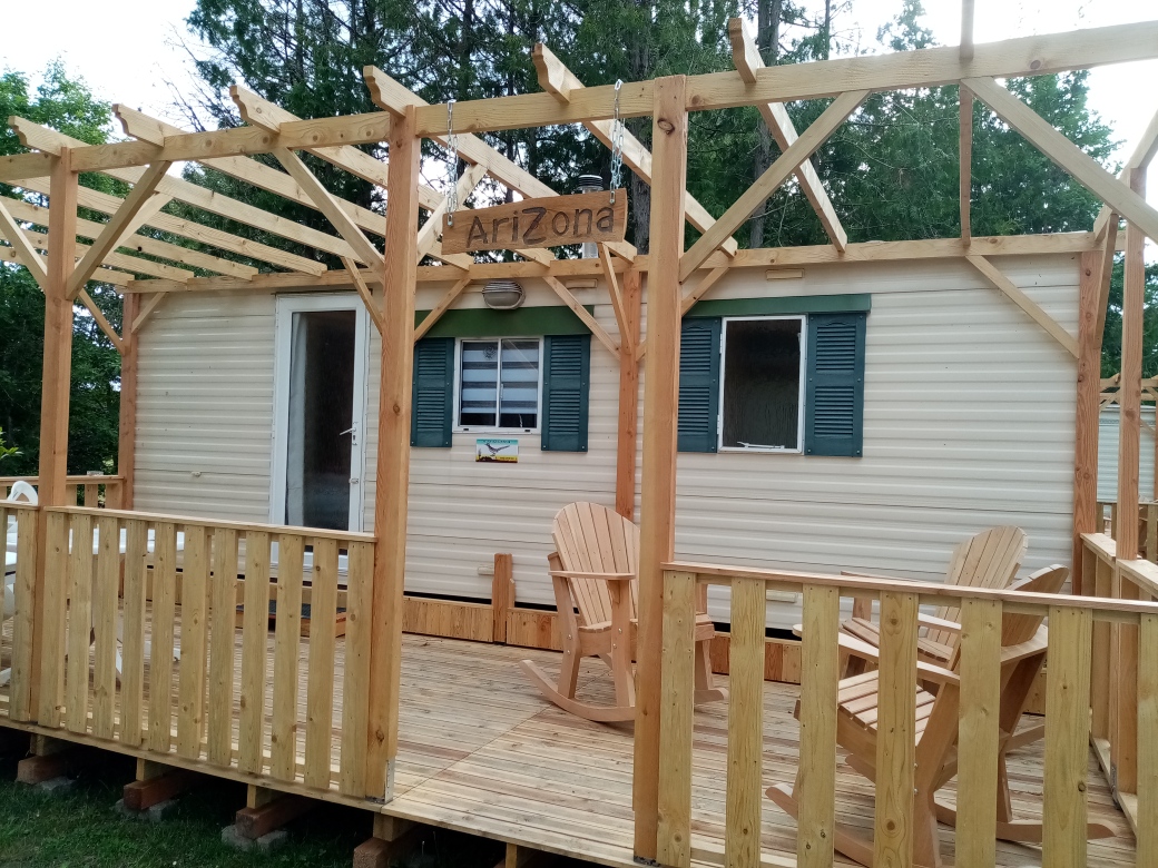 camping-la-perle-creuse-MH-4personnes-Arizona-extérieur