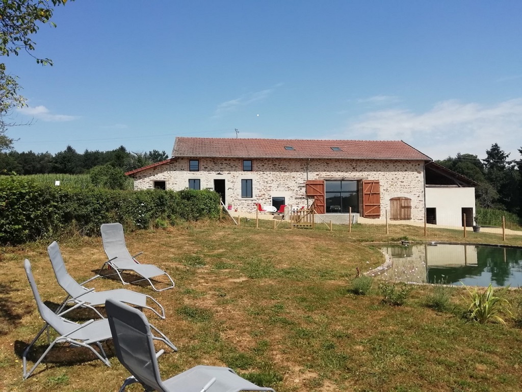 Gîte La Ribière Chomeau, à Bujaleuf (extérieur)_1