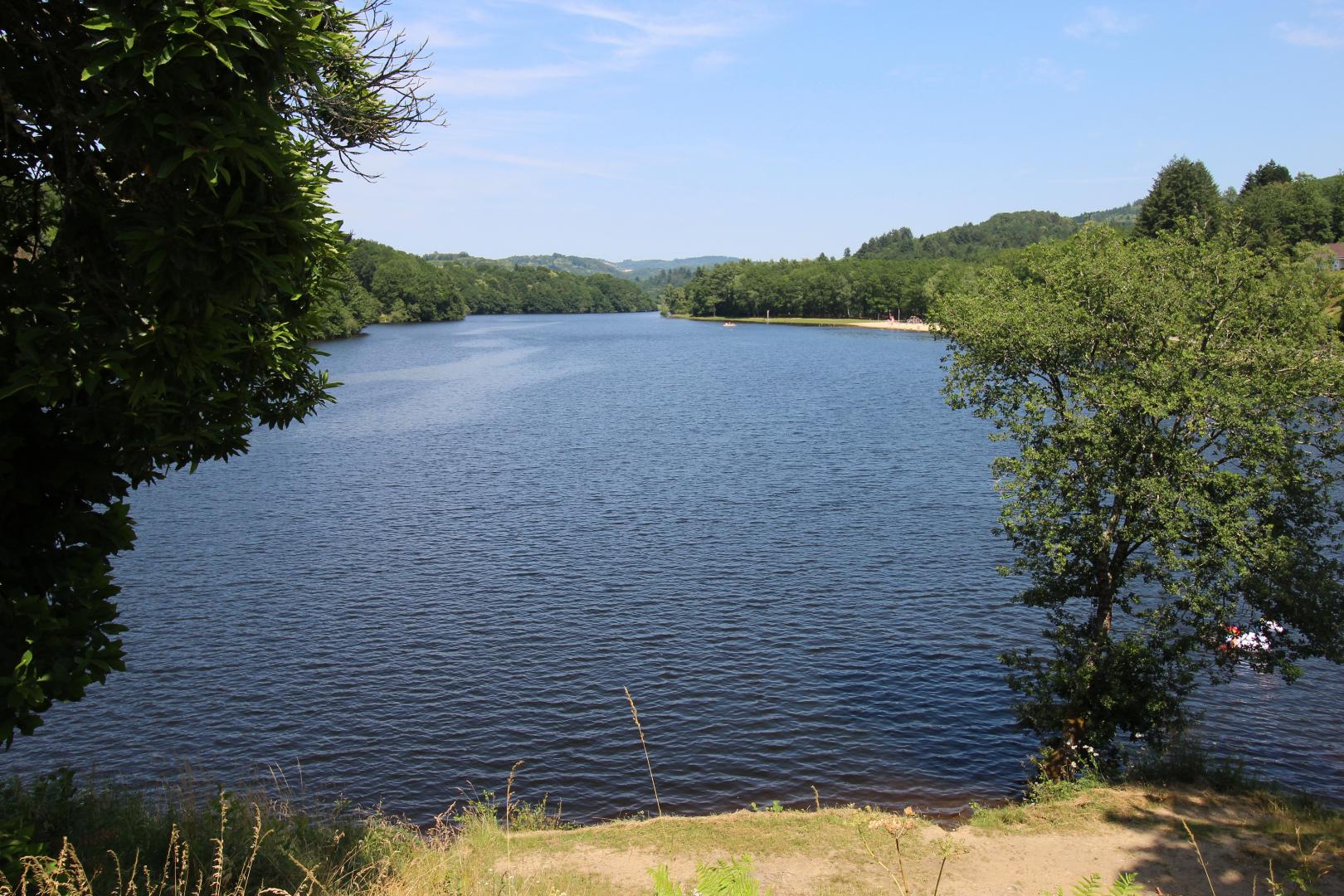 Gite "Le Lac" à Bujaleuf en Haute-Vienne (Limousin en Nouvelle Aquitaine)_1