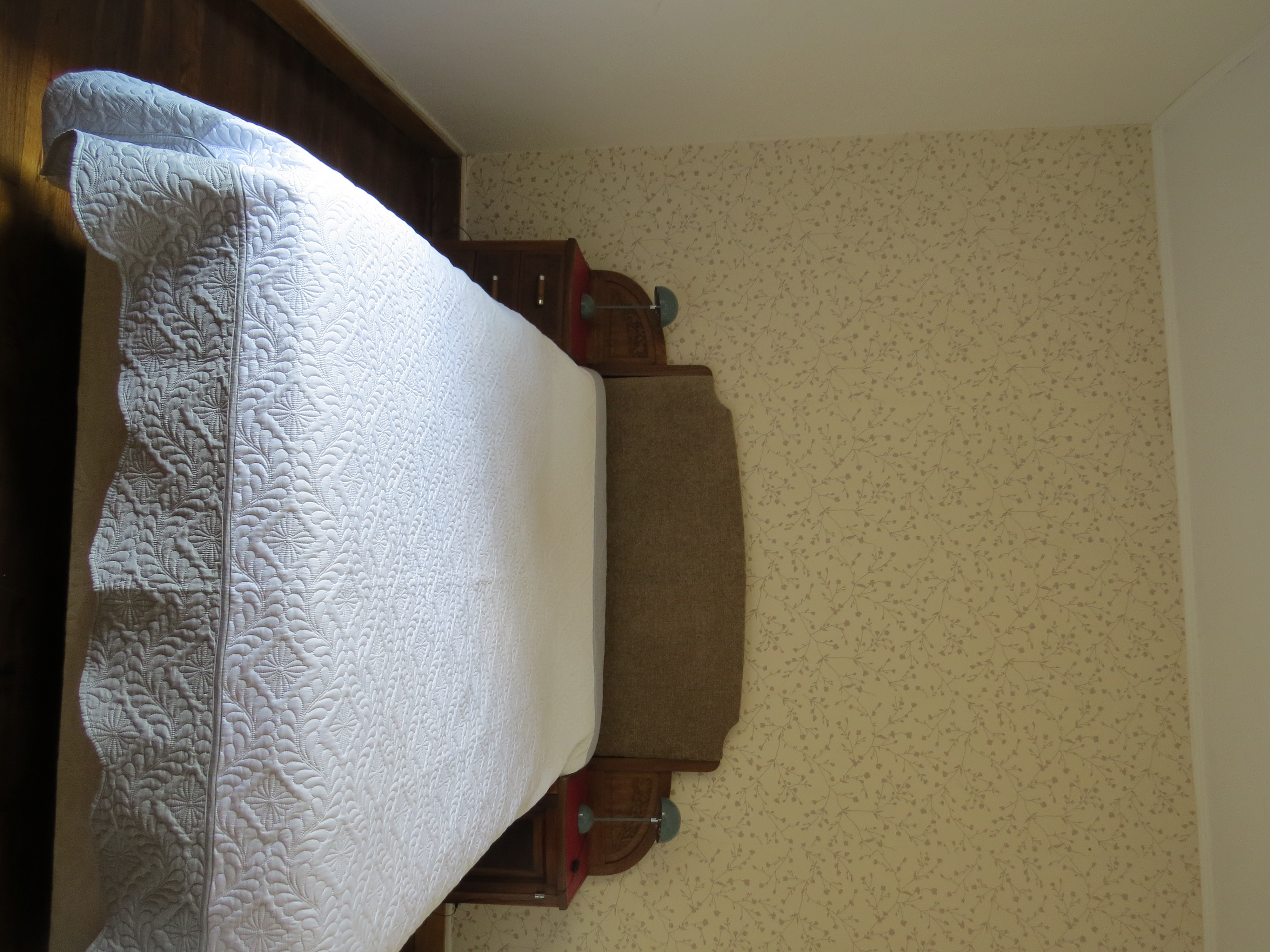 LES LILAS CHAMBRE DOUBLE (LIT 140)