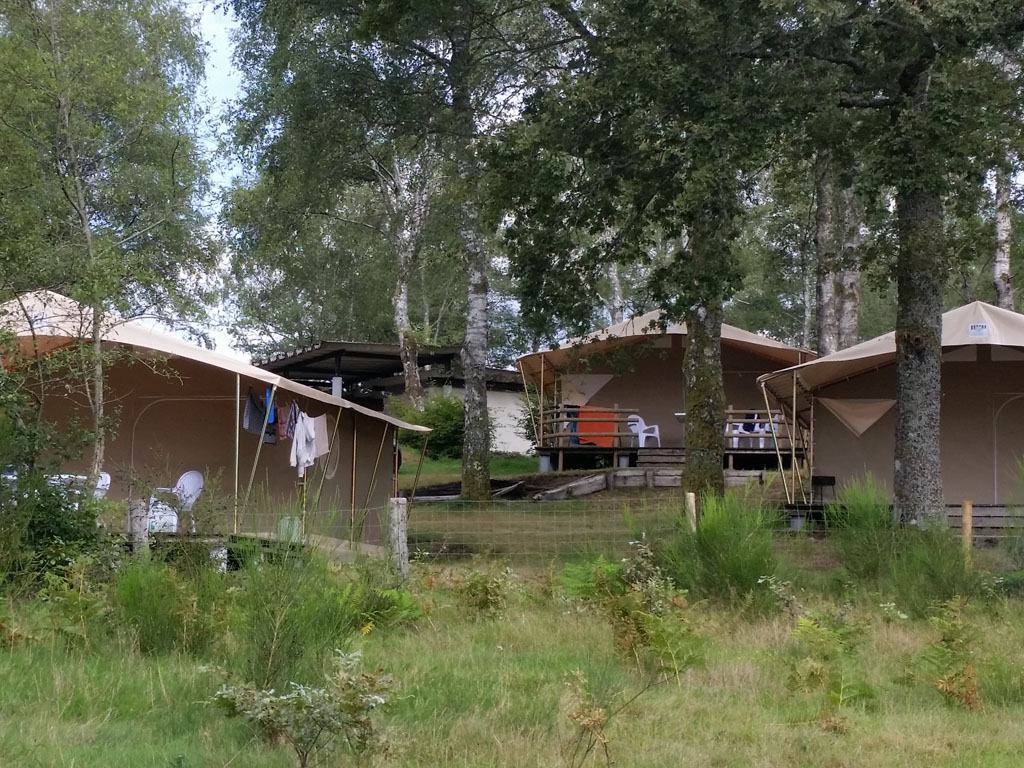 Camping et locatifs "La Presqu'Ile"