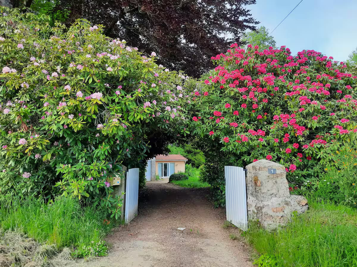 Bienvenue, entrée de la propriété