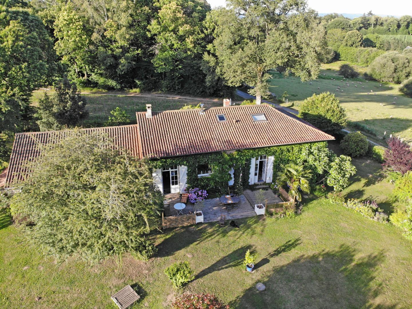 L'École de Combret à Saint Bonnet Briance en Haute-Vienne (Nouvelle-Aquitaine)_1