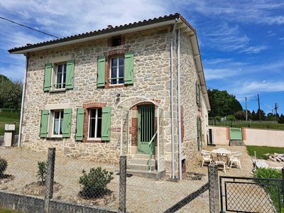 Facçade Logis de Saint-Auvent