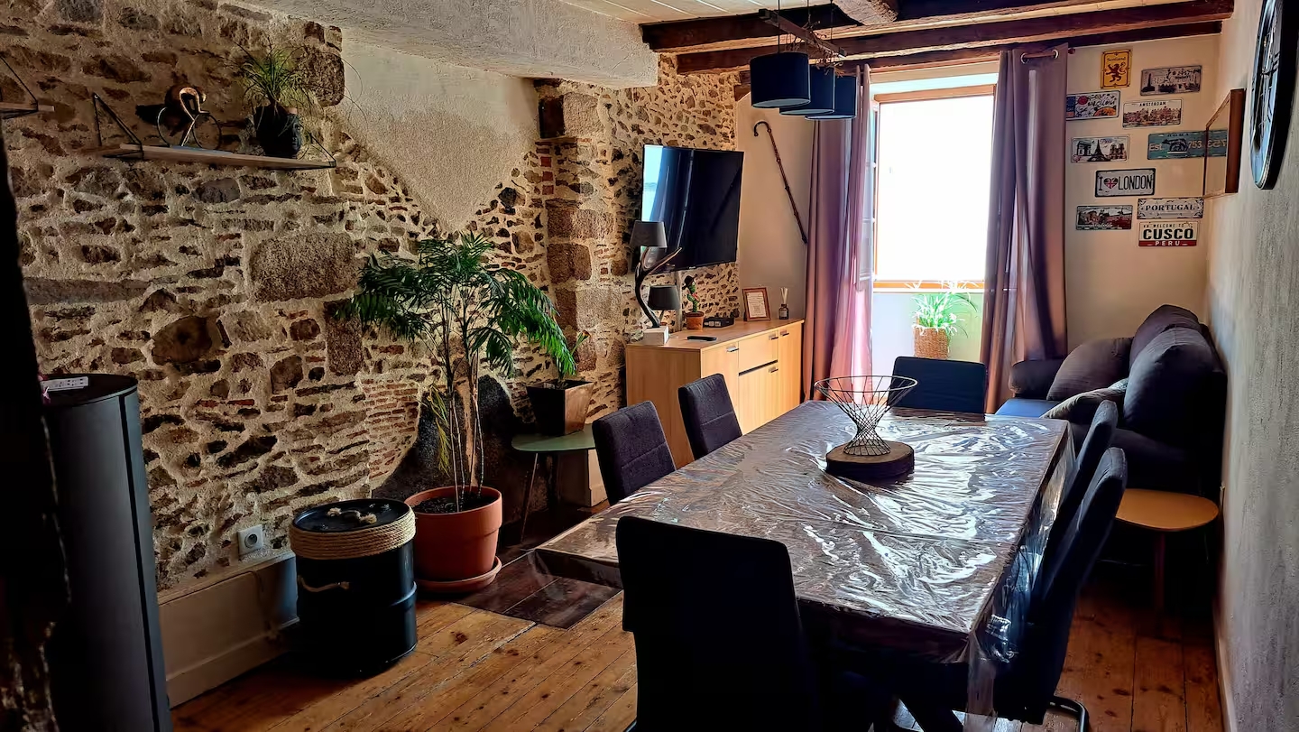 Maison Atypique Médiévale - Salon