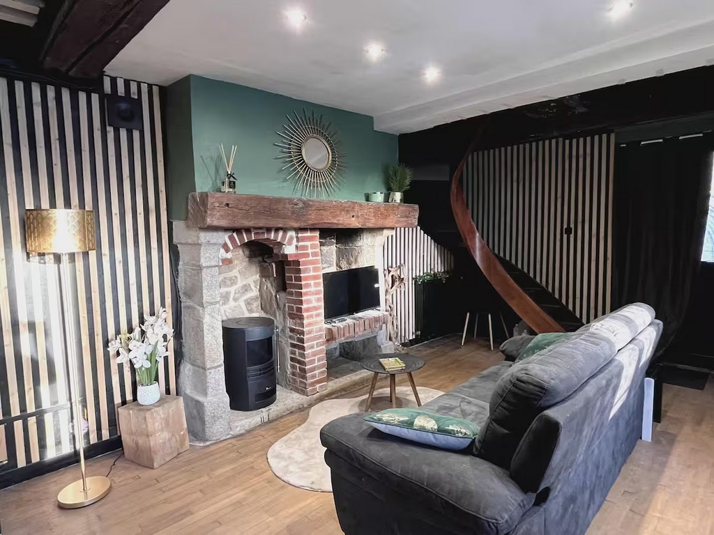 5c8eec22-0f1e-459b-a76f-3604f9550f4f