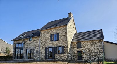 MAINSAT- Gîte Le Granit des Champs