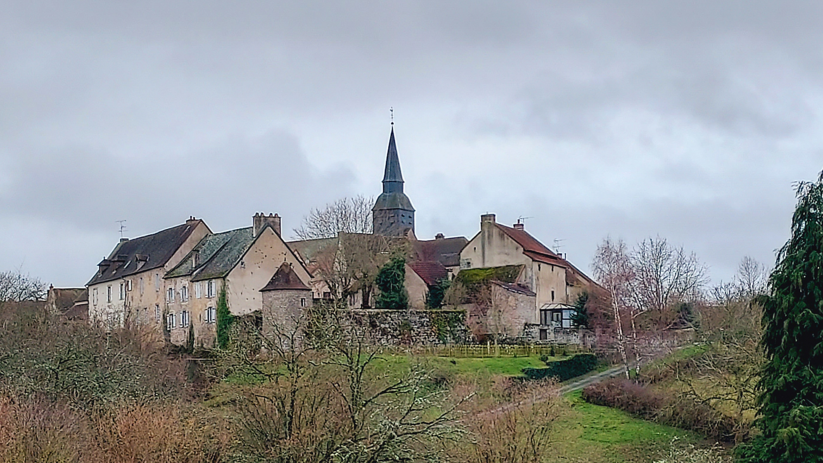 CHENERAILLES