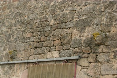 Modillon de l'ancien prieuré de Vedrenne