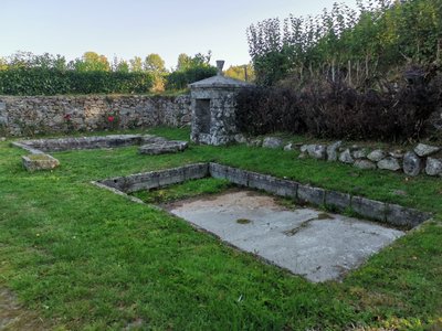 Lavoir et fontaine de Sous Parsat