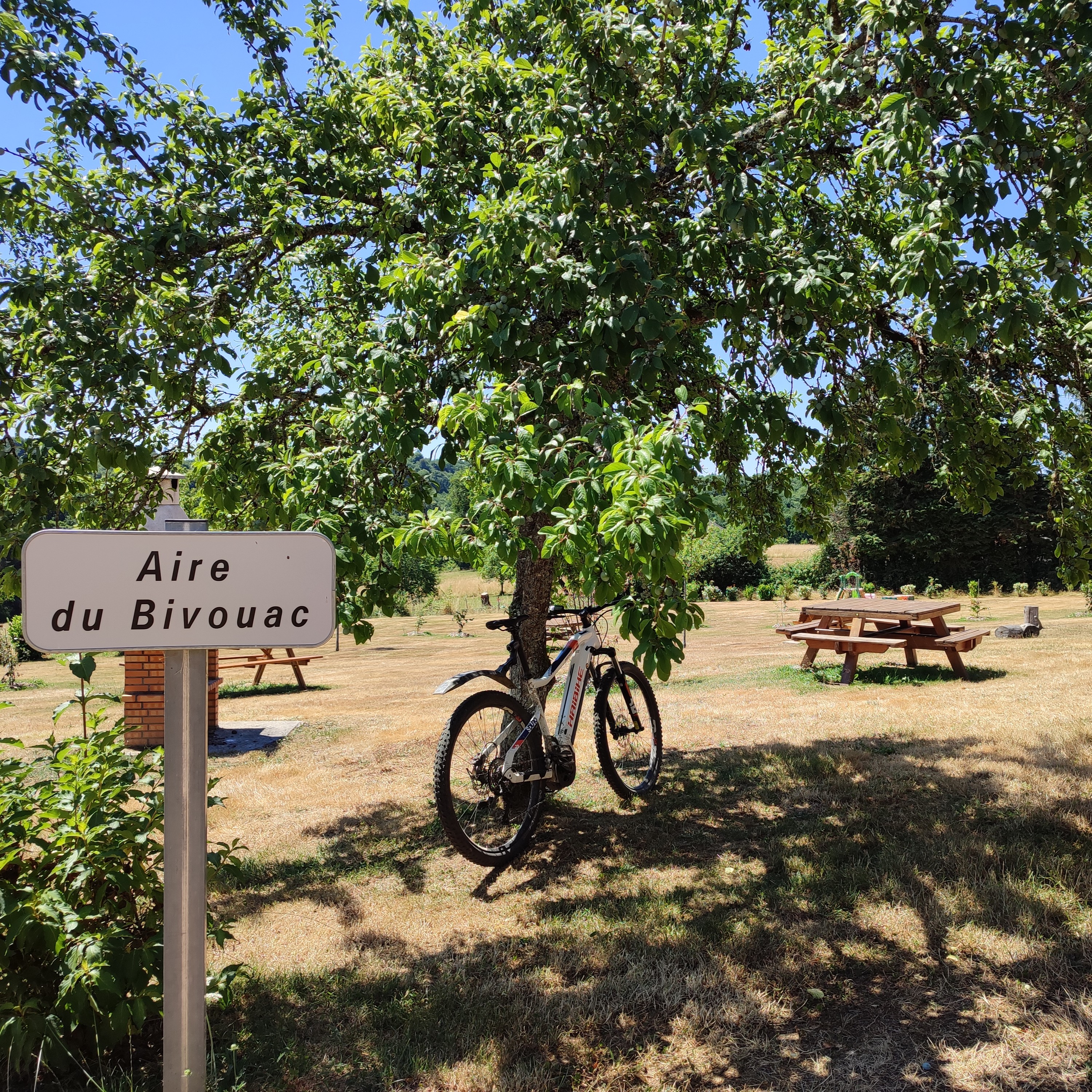 Aire de bivouac du Rouvereau à Saint-Méard