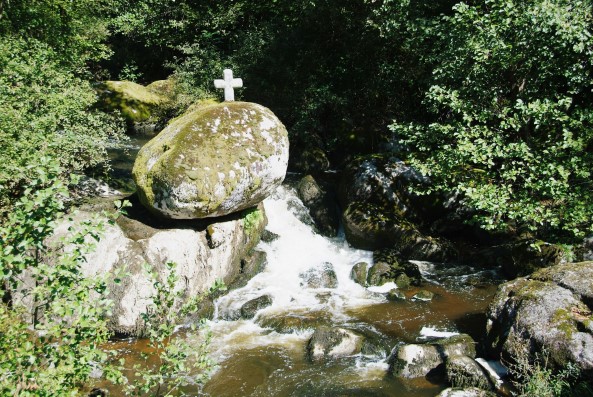 Le Rocher Branlant